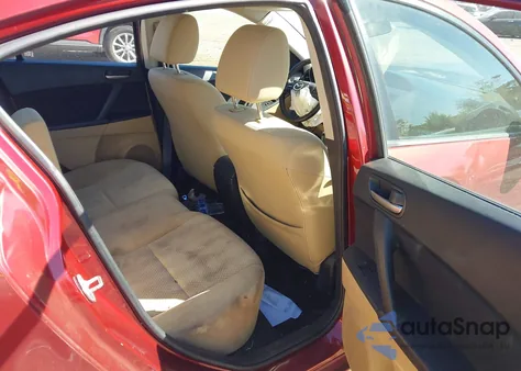 2010 Mazda 3 I Touring z USA, uszkodzony, nr VIN JM1BL1SG8A1167685